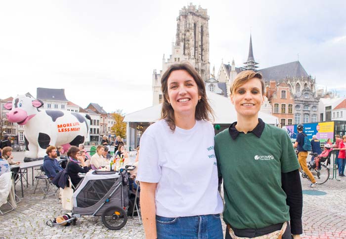 Audrey Vanderbauw and Wendy Dresen organize a
free Vegan Winter Barbecue in Mechelen 2024